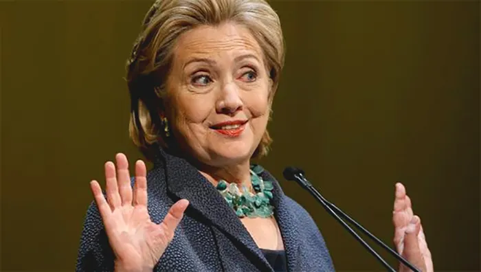 hillaryhandsup