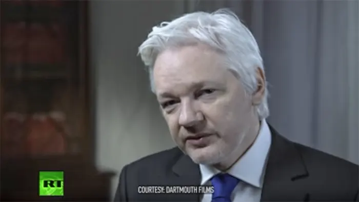 Julian Assange Just Shut Obama And Hillary The Hell Up About Their “Russian Hacking” Lies