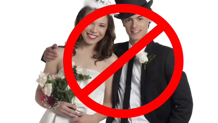 University Drops “Homecoming King And Queen” Due To Transgender Policy, Also Because They’re Freaking Nuts